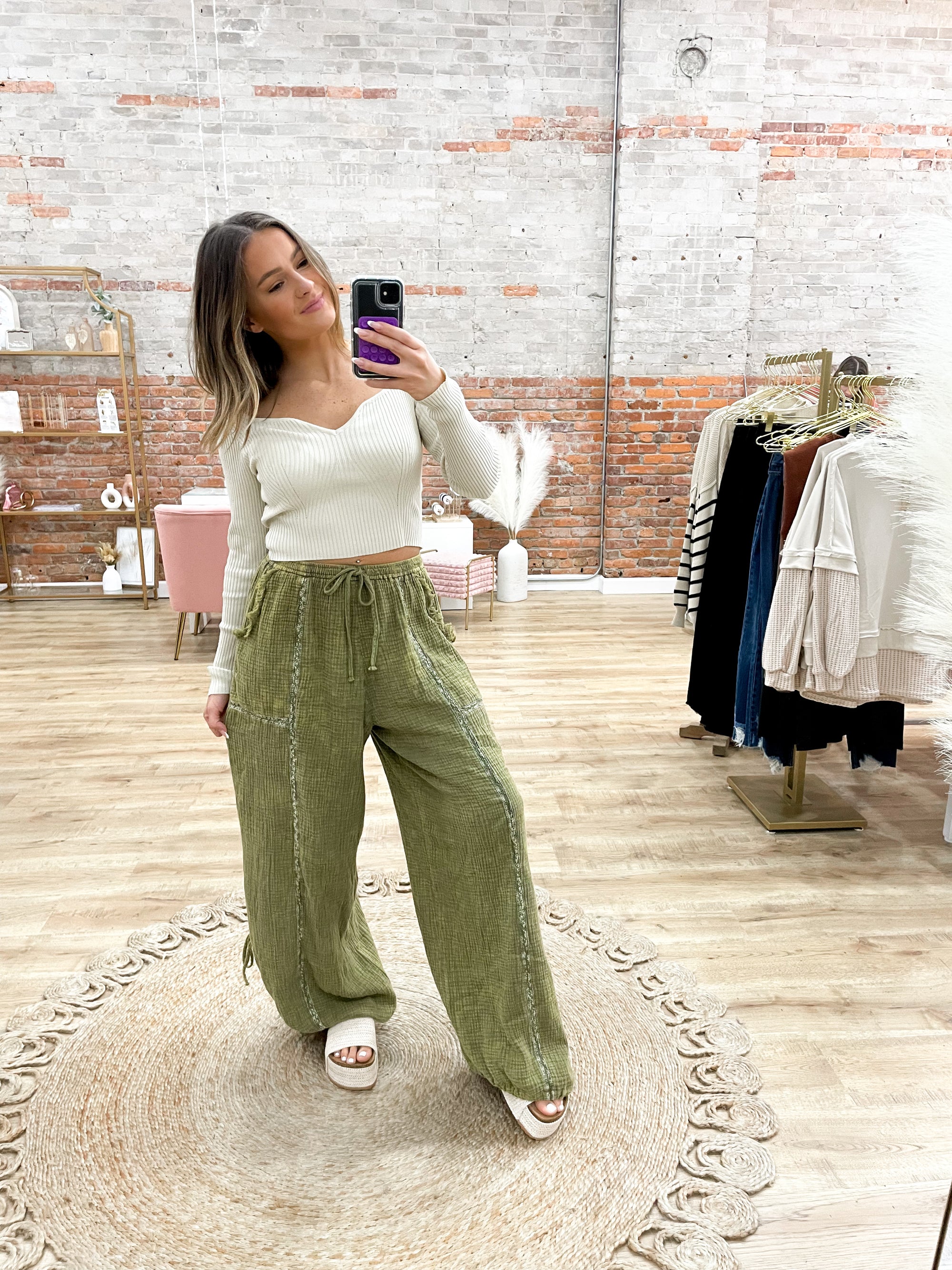 Boho Beauty Crinkle Gauze Jogger Pants - Olive