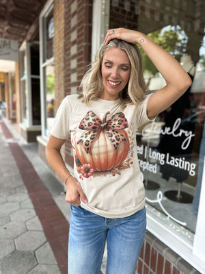 Pumpkin Cheetah Bow Tee