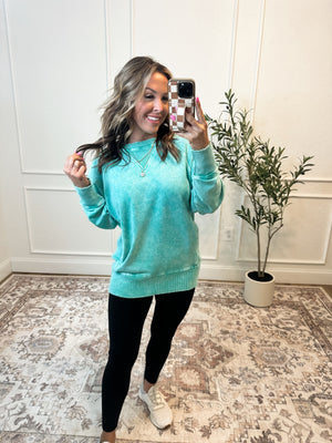 Change Of Plans Acid Wash Pullover - Kelly Green