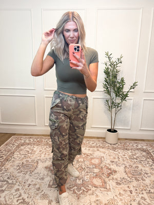 Captain Mid Rise Camo Cargo Pants