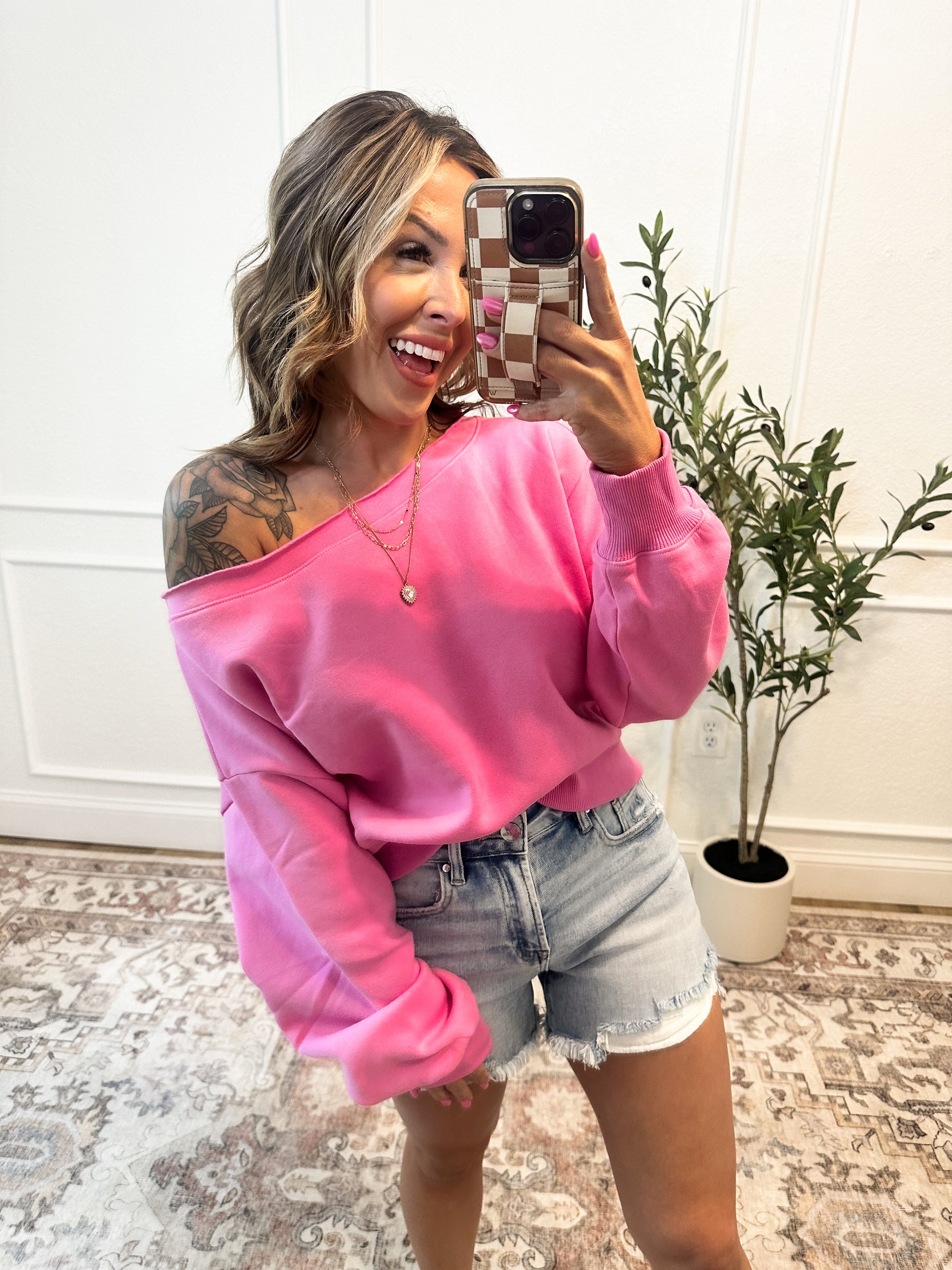 Hear Me Out Boat-Neck Cropped Pullover - Pink